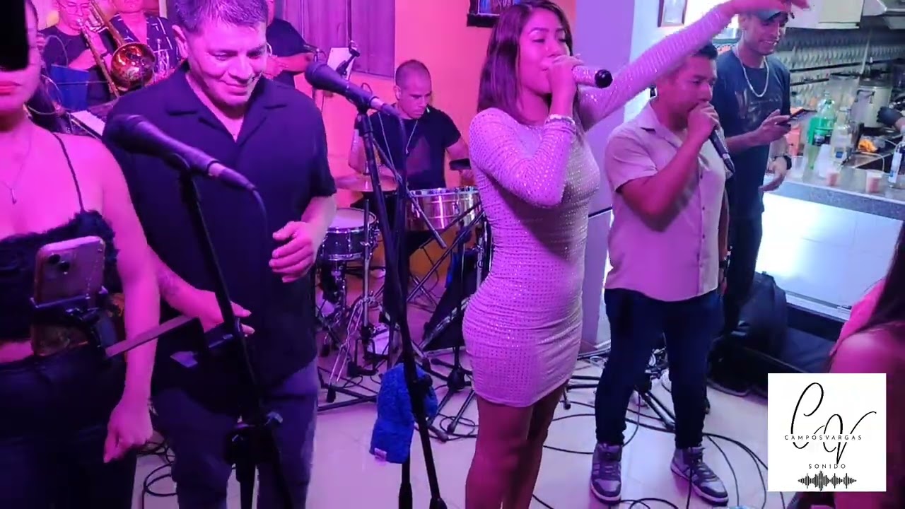 Vanessa Soto La chinita - Mix viejitos calientes - Sonido Campos Vargas. 