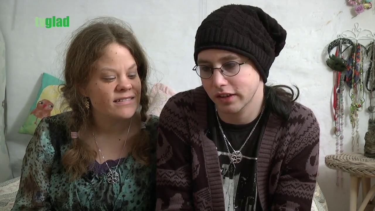 Kysseb&aelig;nken - Jannick & Marie