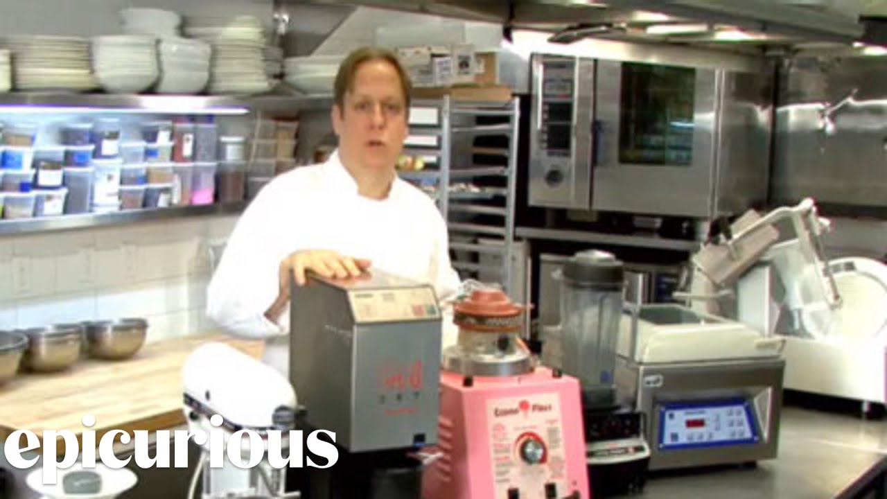 Molecular Mixology: Equipment and Gadgets