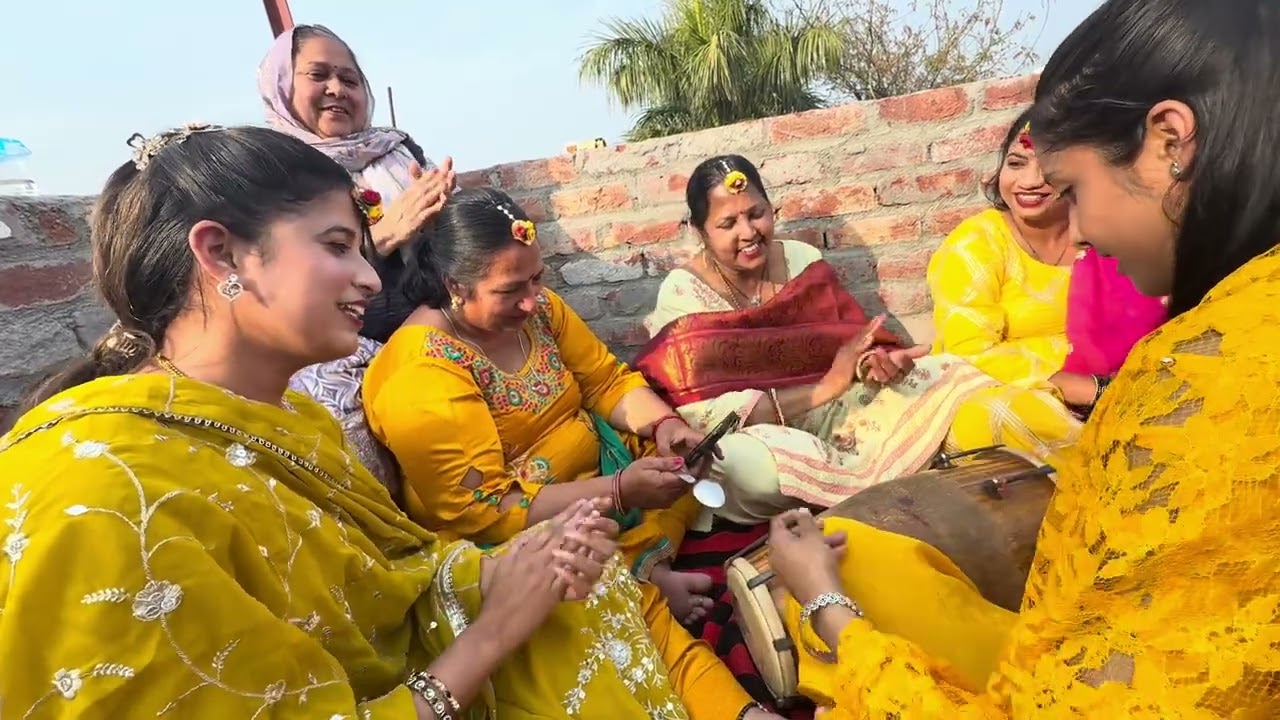Mujhe jarhu se peeta mummyji #ladysangeet 