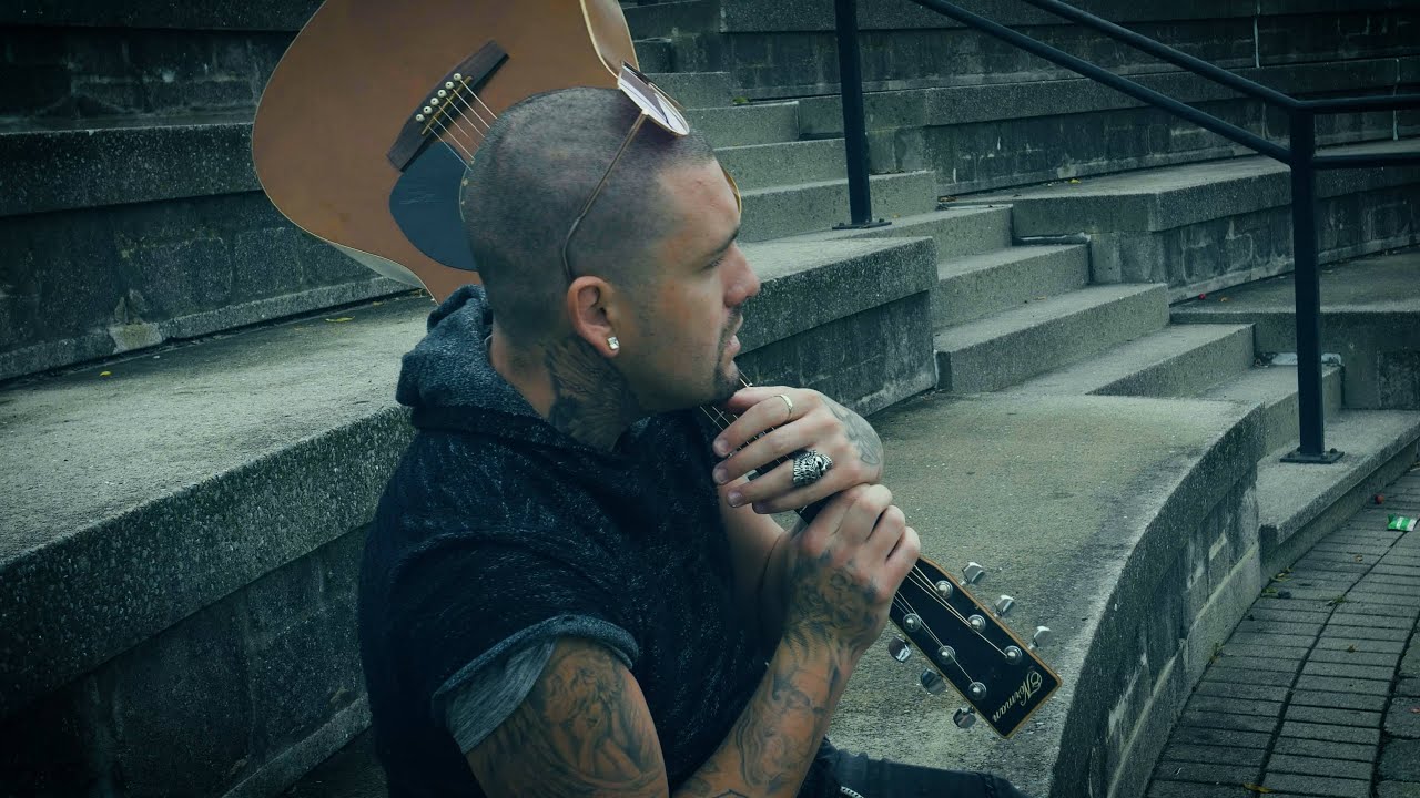 Thomas Argouin - En silence (Vidéoclip Officiel)