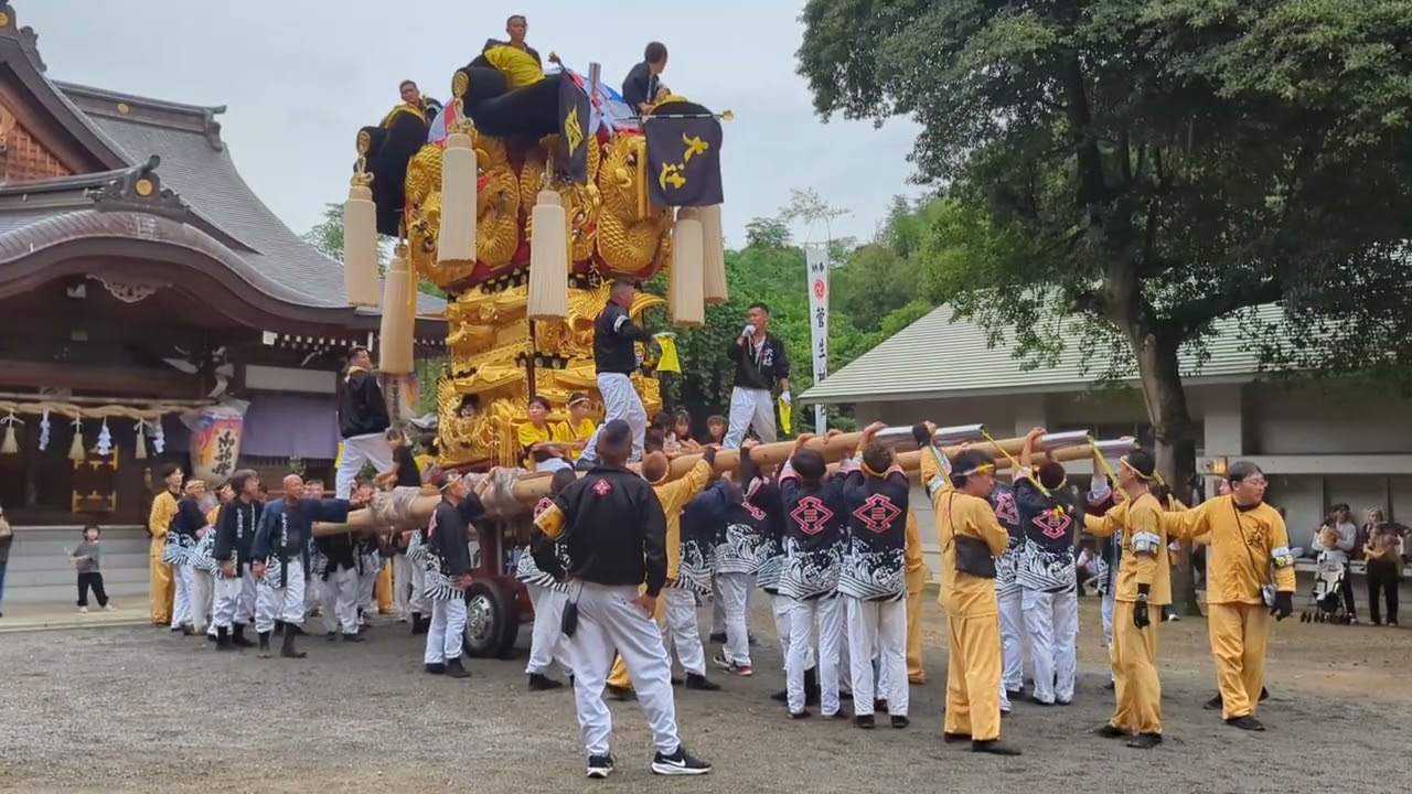 令和7年10月4日（土）大辻太鼓台　菅生神社拝殿周り