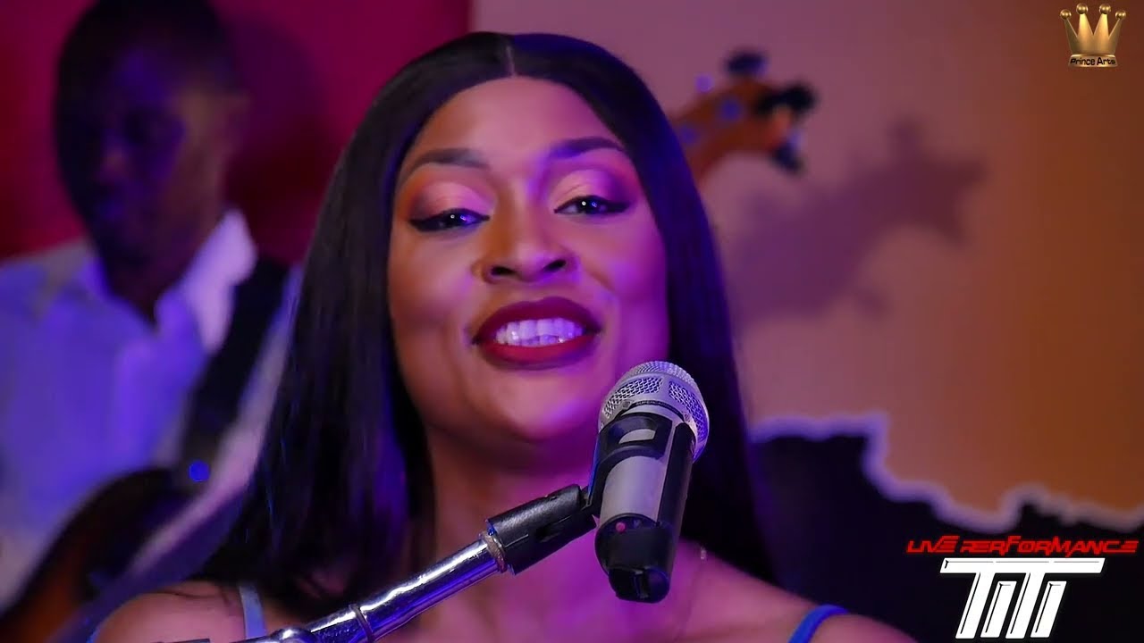 TITI - LIVE PERFORMANCE  (VIDEO INT&Eacute;GRALE)