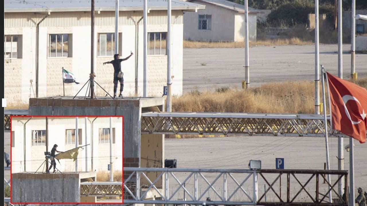 Tel Abyad'daki gümrük kapısına SMO bayrağı çekildi