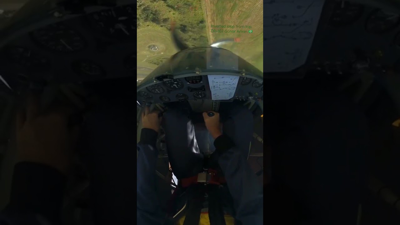 Inverted loop from top. DR-107; Gúnar Armin.