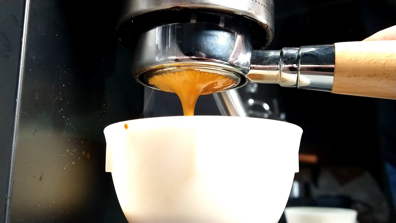Конське сито на 30 грамів - DeLonghi EC685