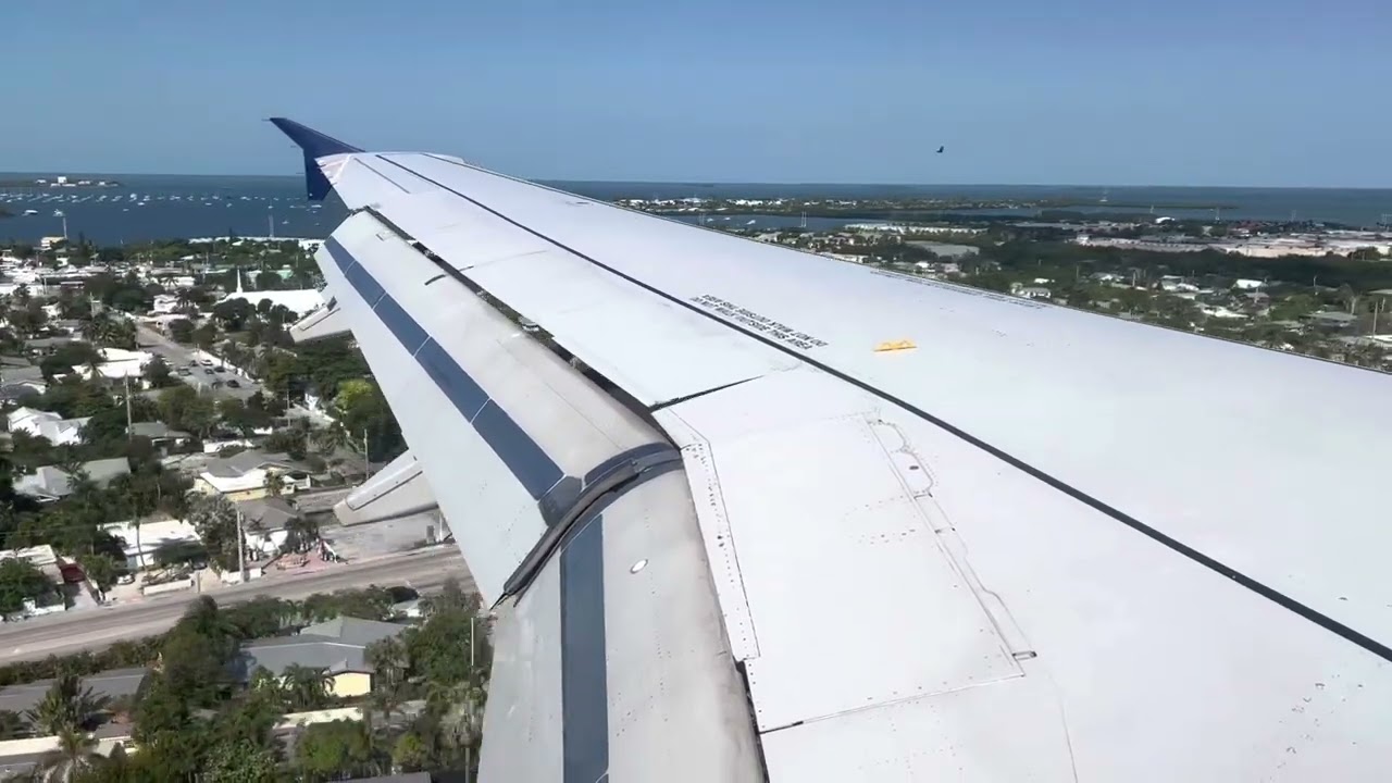 Landing at Key West on the A319