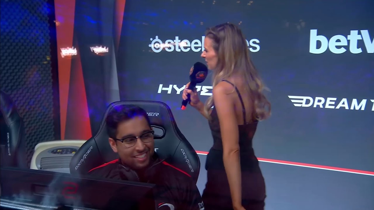 Freya interviews ZywOo at the 2018 London Major Showmatch