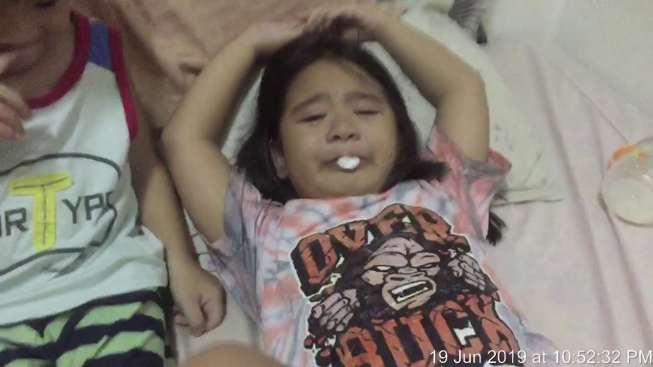 Lexy kiss: 5yo 1st tooth pull out final