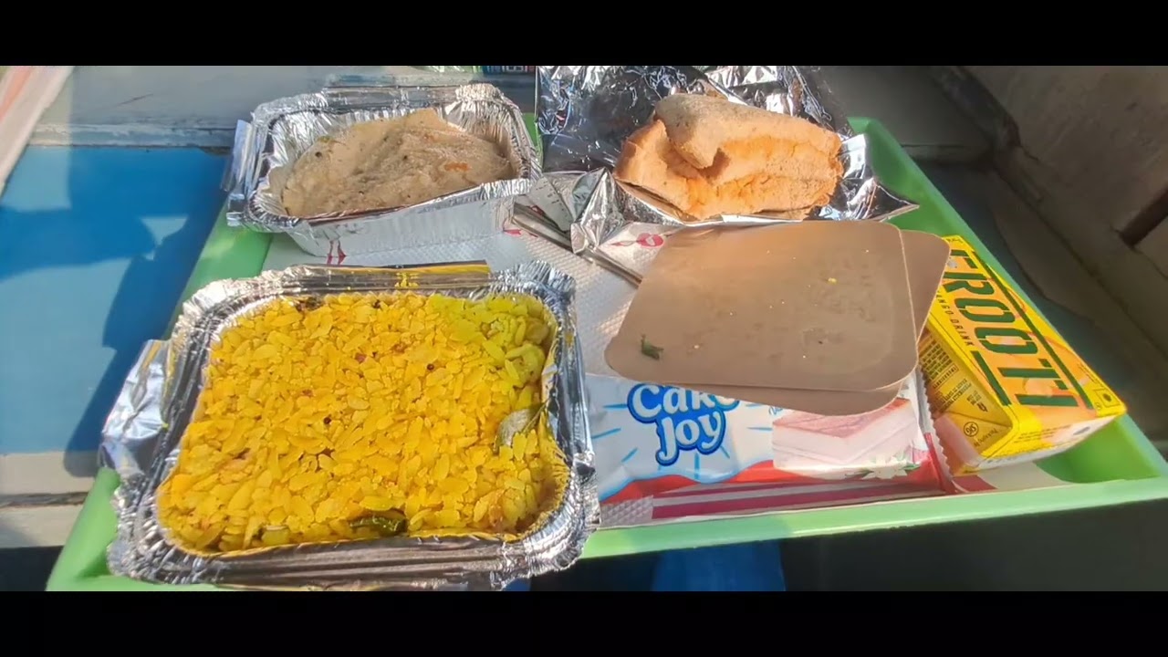 FOOD EXECUTIVE OF 22119 CSMT MAO TEJAS EXPRESS : INDIAN RAILWAYS