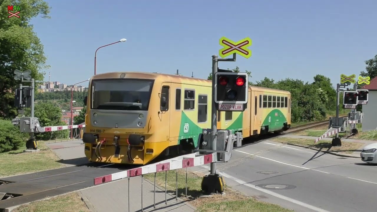 Železniční přejezd Třebíč #3 [P3864] - 3.6.2023 / Czech railroad crossing