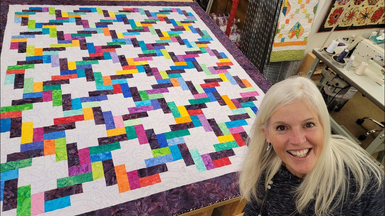 CIRCLE BACK - IT'S A QUILT MASTERPIECE!