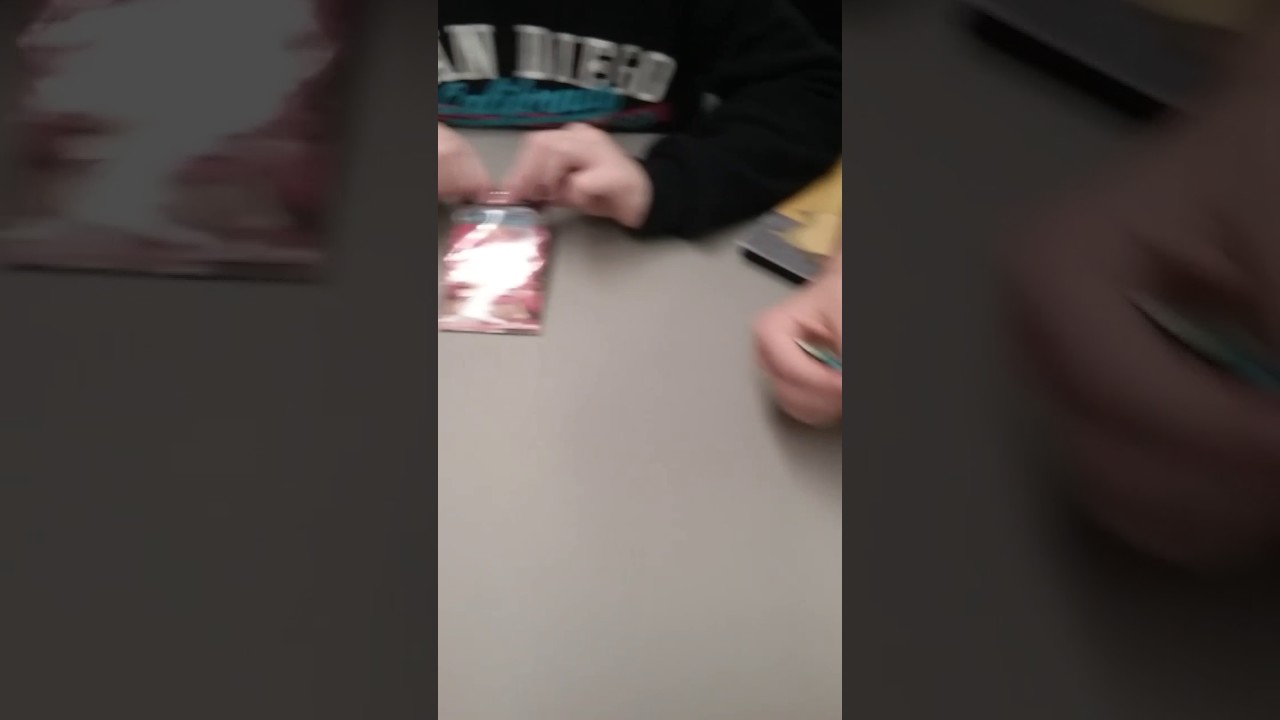 Pack Battle At Kidsforce Collectables