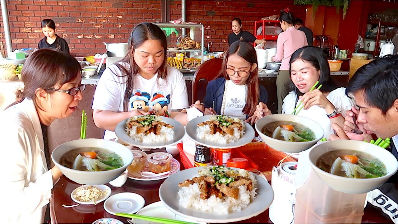 Pchum Ben Trip to Chreav Waterfall 01 | Breakfast at Oudong District