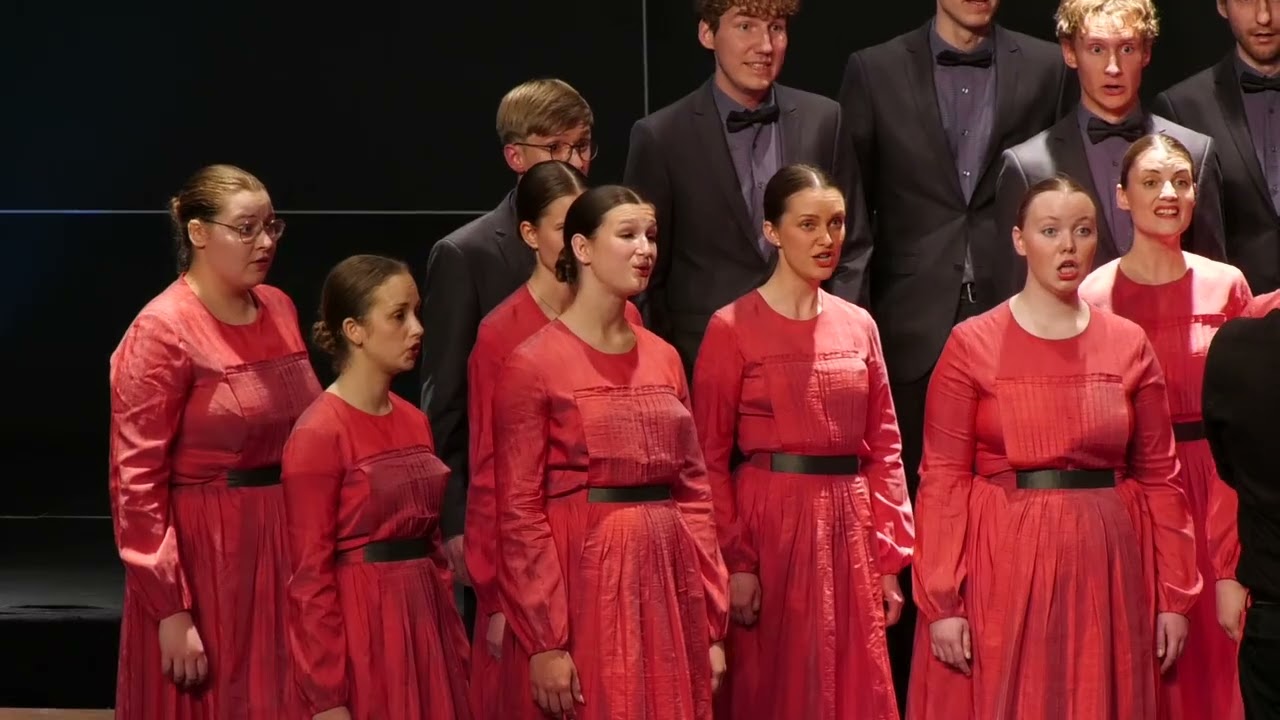 LEONARDO DREAMS OF HIS FLYING MACHINE, Eric Whitacre - BALSIS YOUTH CHOIR