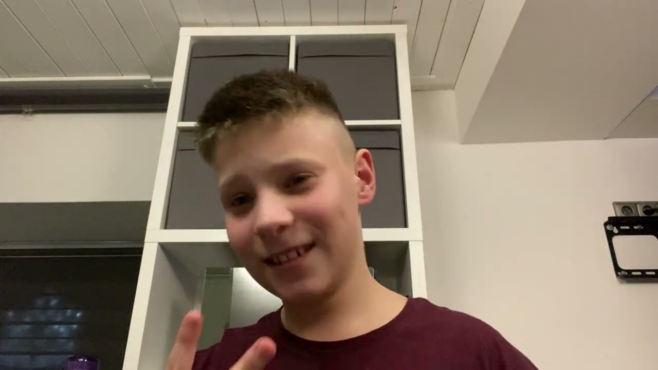 Moje prvn&iacute; video na m&eacute;m hlavn&iacute;m kanale