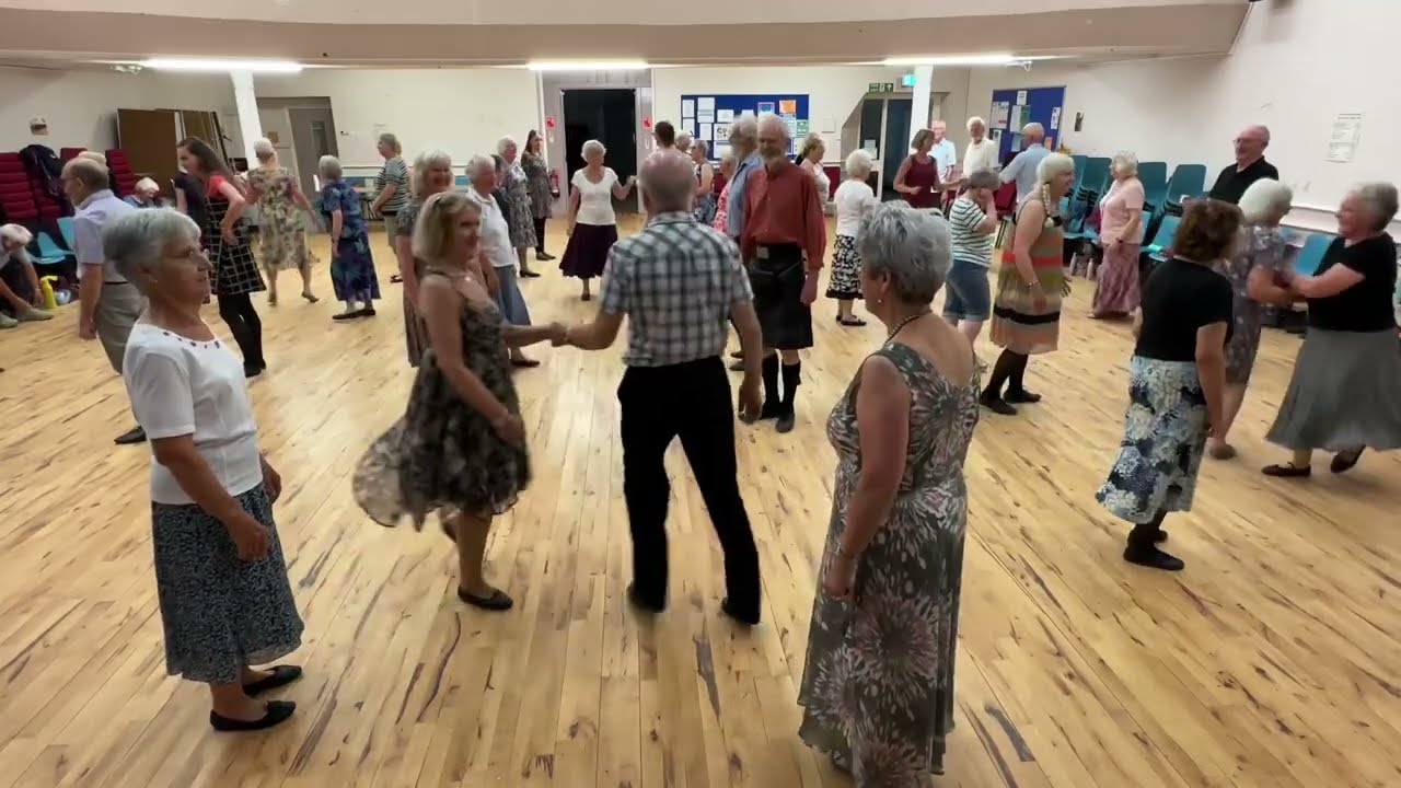 Mairi’s Wedding  - Scottish Country Dance