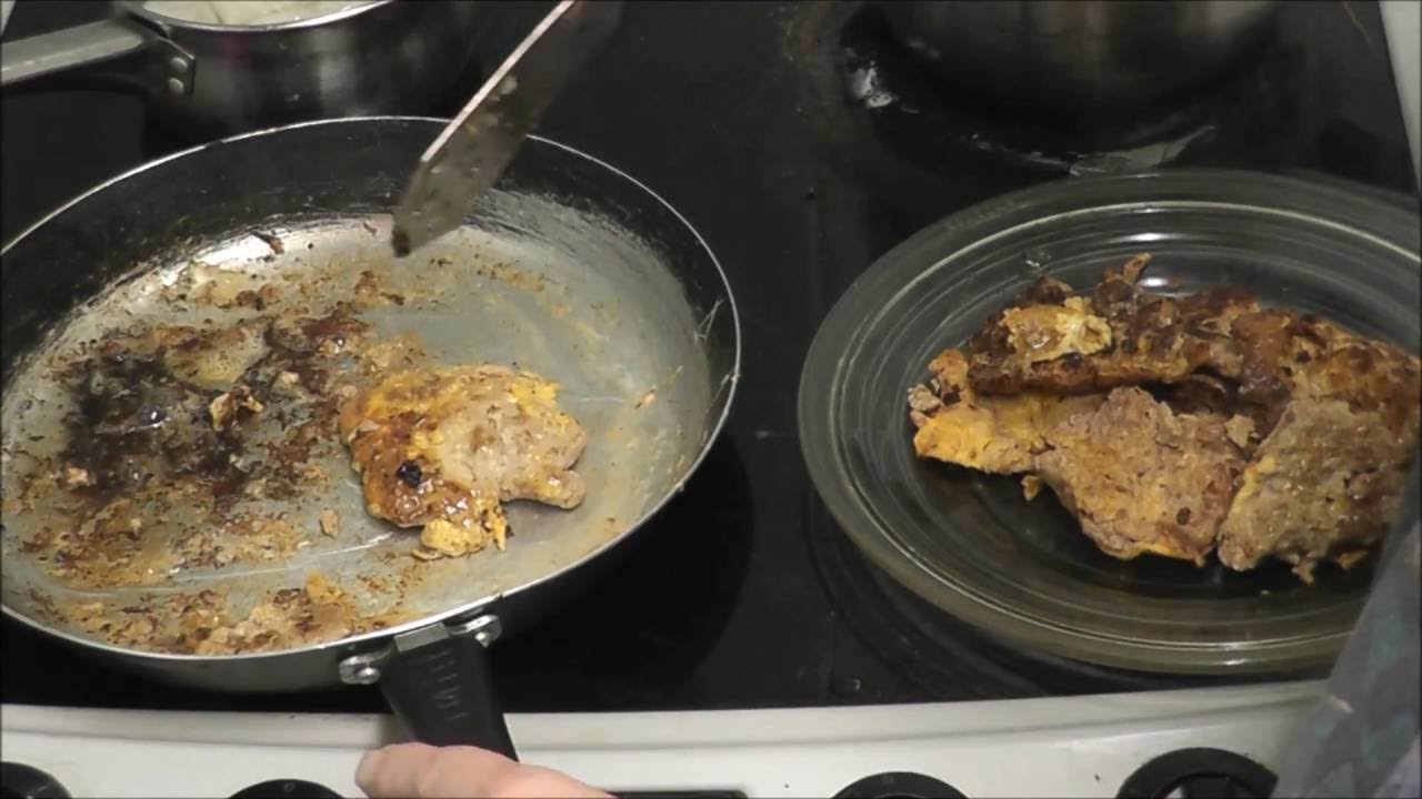 Домашние бургеры с картофельным пюре и фасолью