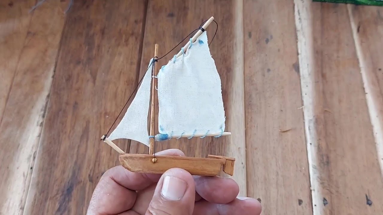 Tallado y Armado de un Barco Velero