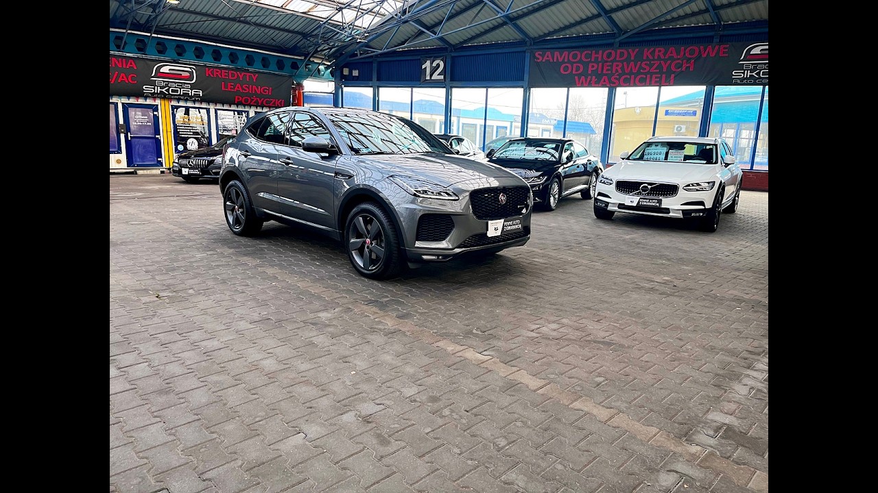 JAGUAR E-PACE | CHEQUERED FLAG | R DYNAMIC | 2.0T BENZYNA (i4P) | AWD | Auto Centrum Bracia Sikora
