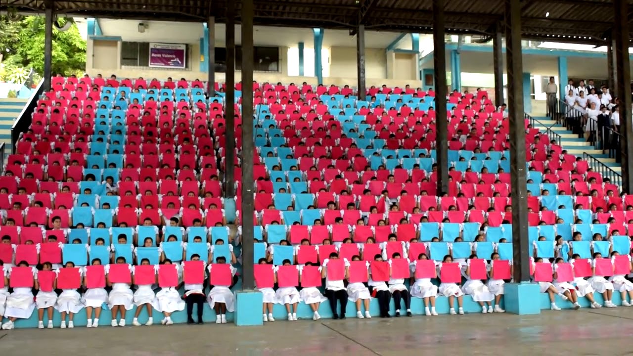 Himno al Dolores Sucre -  Pizarra Humana