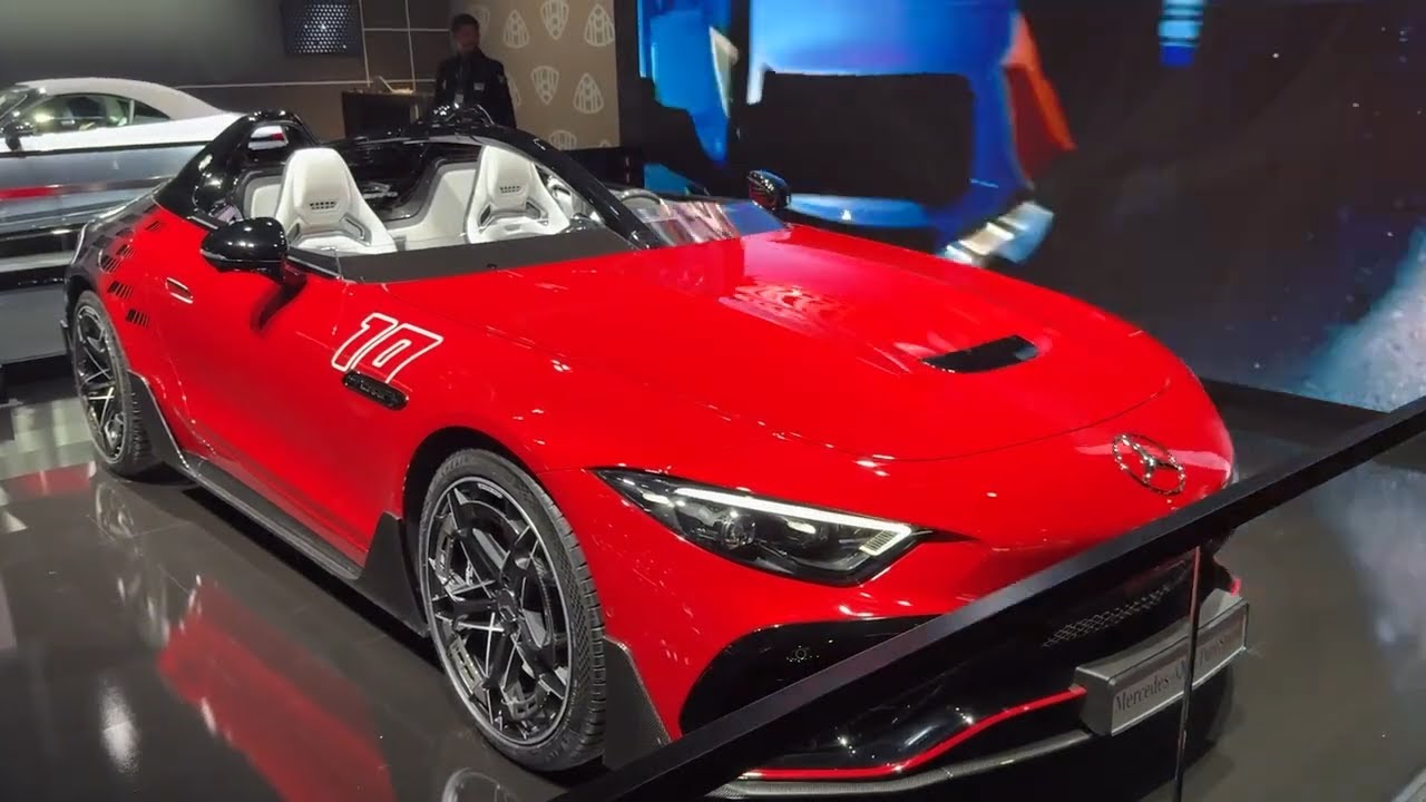 New Mercedes-AMG PureSpeed (2026) – A 196mph V8 with NO Windshield! | F1 Halo Walkaround Brussels