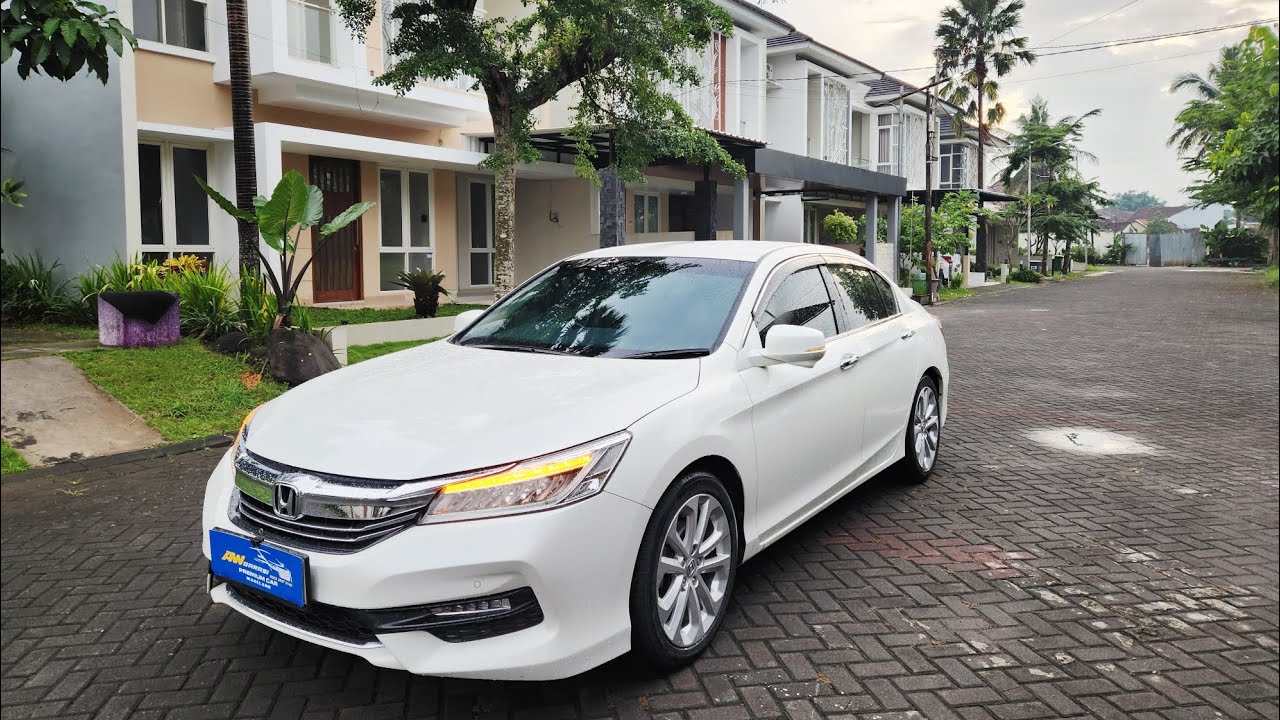 Antik banget guys, Accord Vtil CR2 2016 Kilometer 15 Ribu Like New