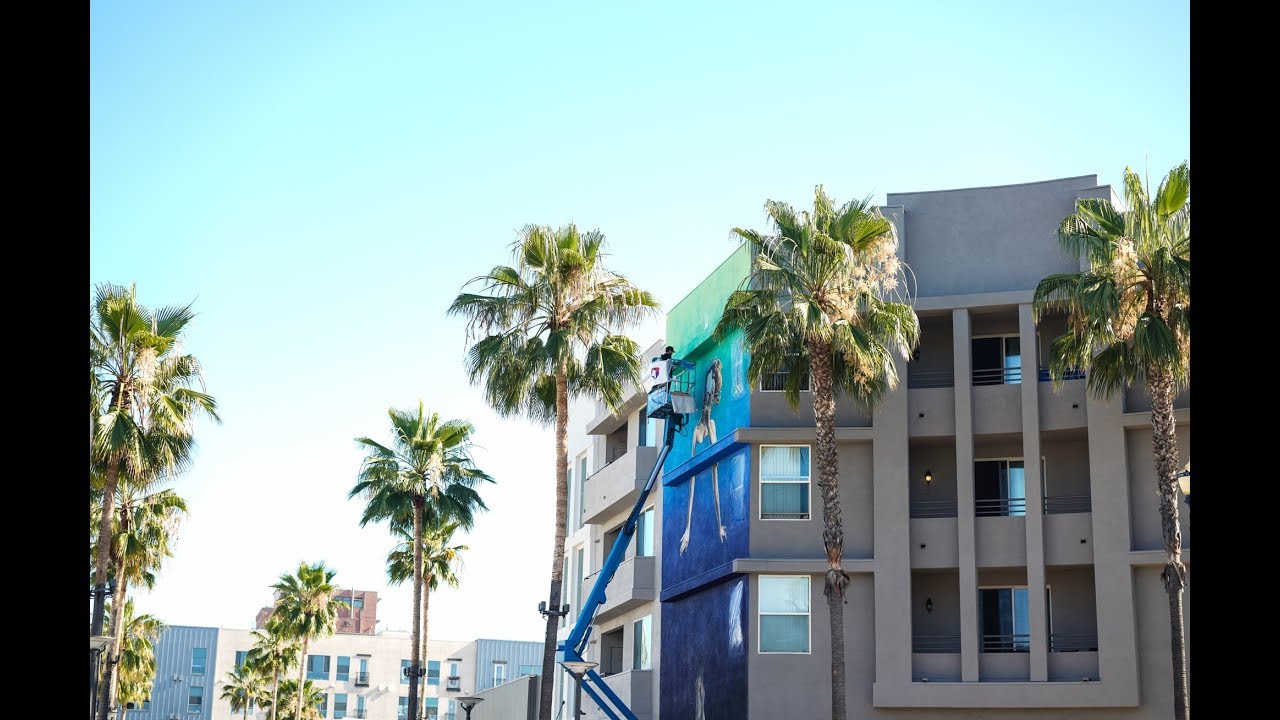 Hawaiian Airlines x Kamea Hadar Mural