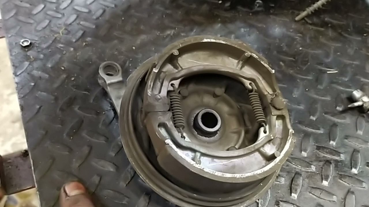 CAMBIO DE BALATAS YAMAHA YBR 125  Y SU MANTENIMIENTO