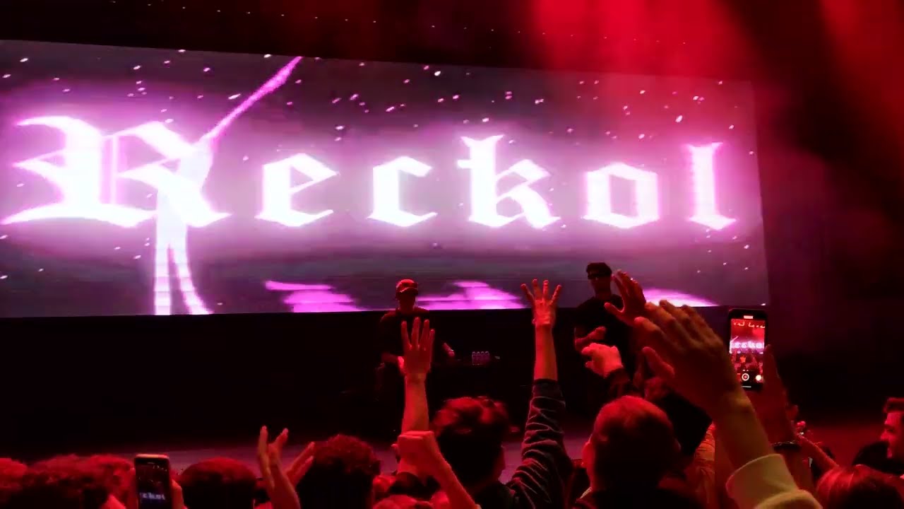 Çakal - İmdat (KURUÇEŞME KONSER 4K)
