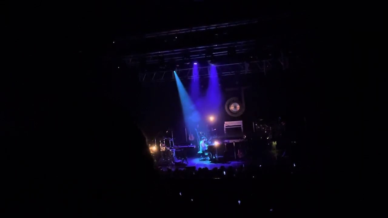 2022.11.28 Jacob Collier - Human Nature (Cover)
