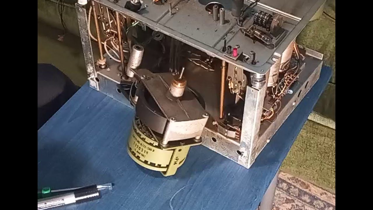 REVOX E36 - Motor taking apart and lubrication (part 04)