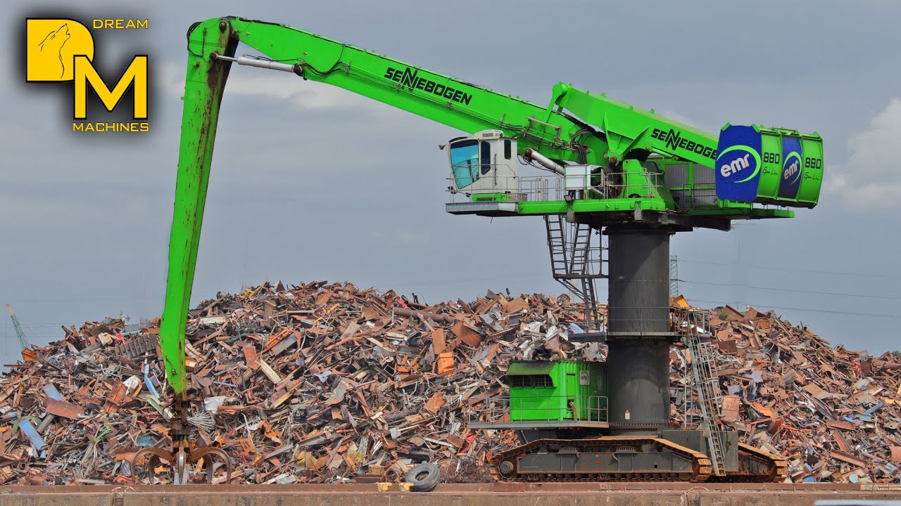 Heavy Metal King! Giant excavator Sennebogen 880 material handler loading & discharging scrap metal