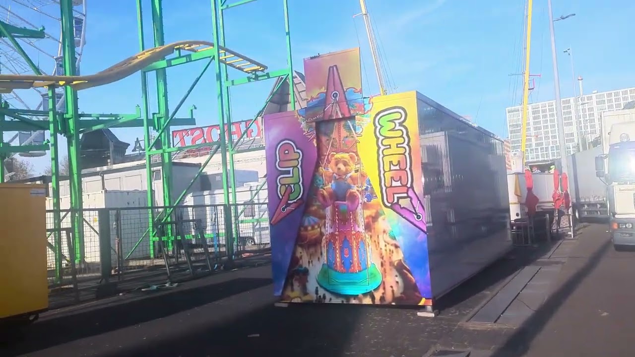 Opbouw koningin s kermis schiehaven Rotterdam woensdag 9 april 2025
