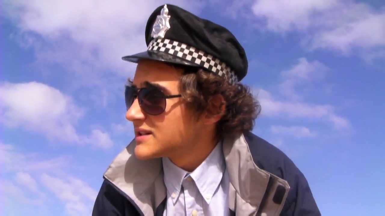 François Pérusse - Meurtre à la plage