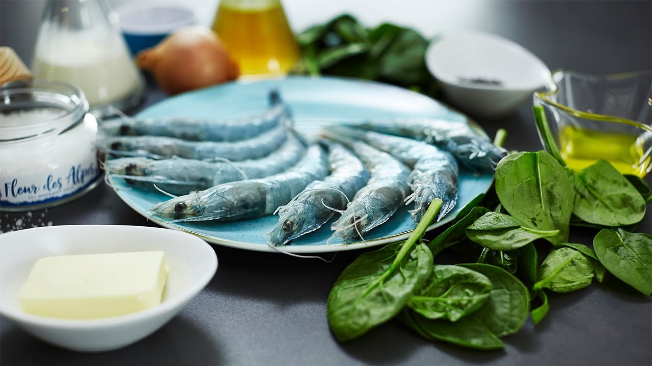 SwissShrimps mit Spinat und Safranschaum