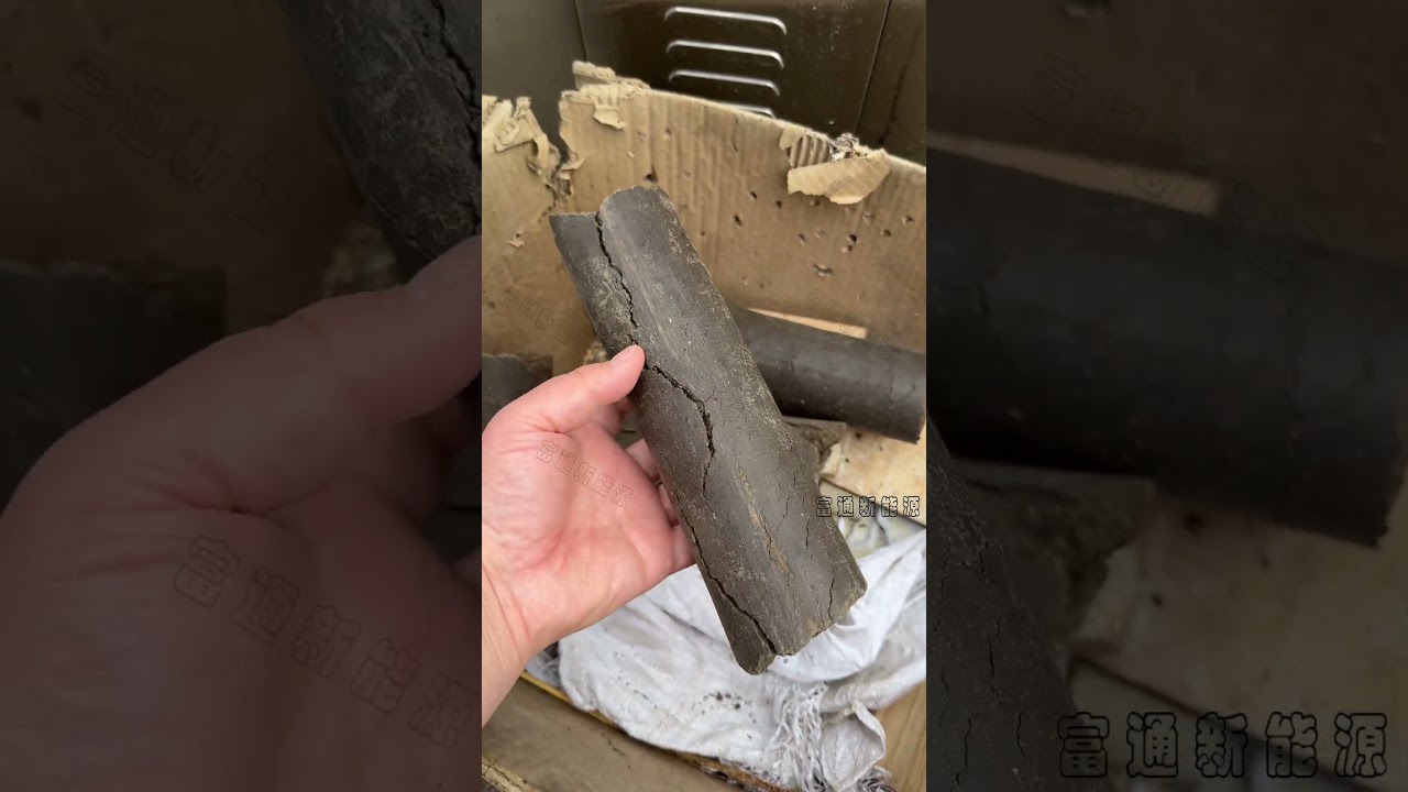 Cow dung fuel rods are a good helper for home heating and cooking. Cow dung rod making machine