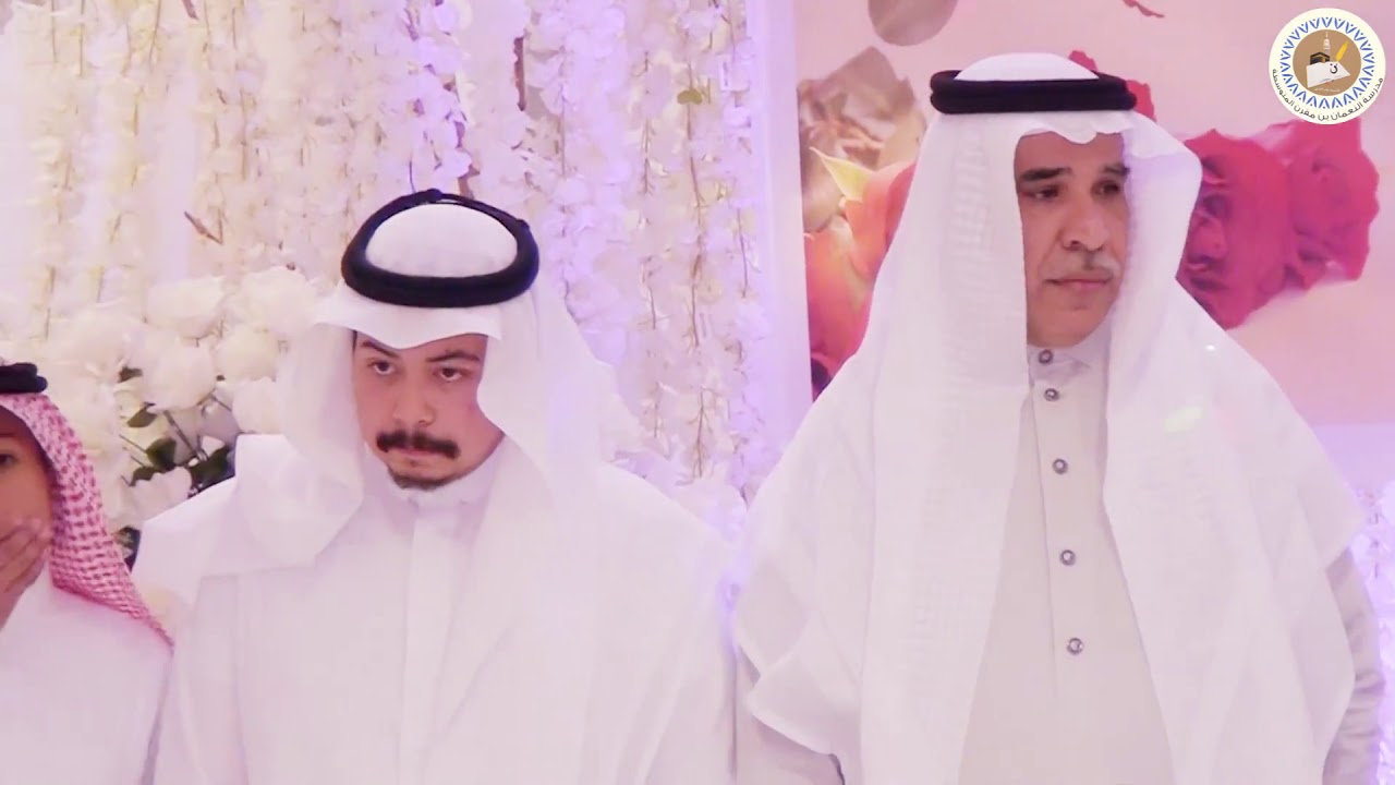 حفل تقاعد الأستاذ حسني فلمبان بمدرسة النعمان بن مقرن المتوسطة | A retirement party
