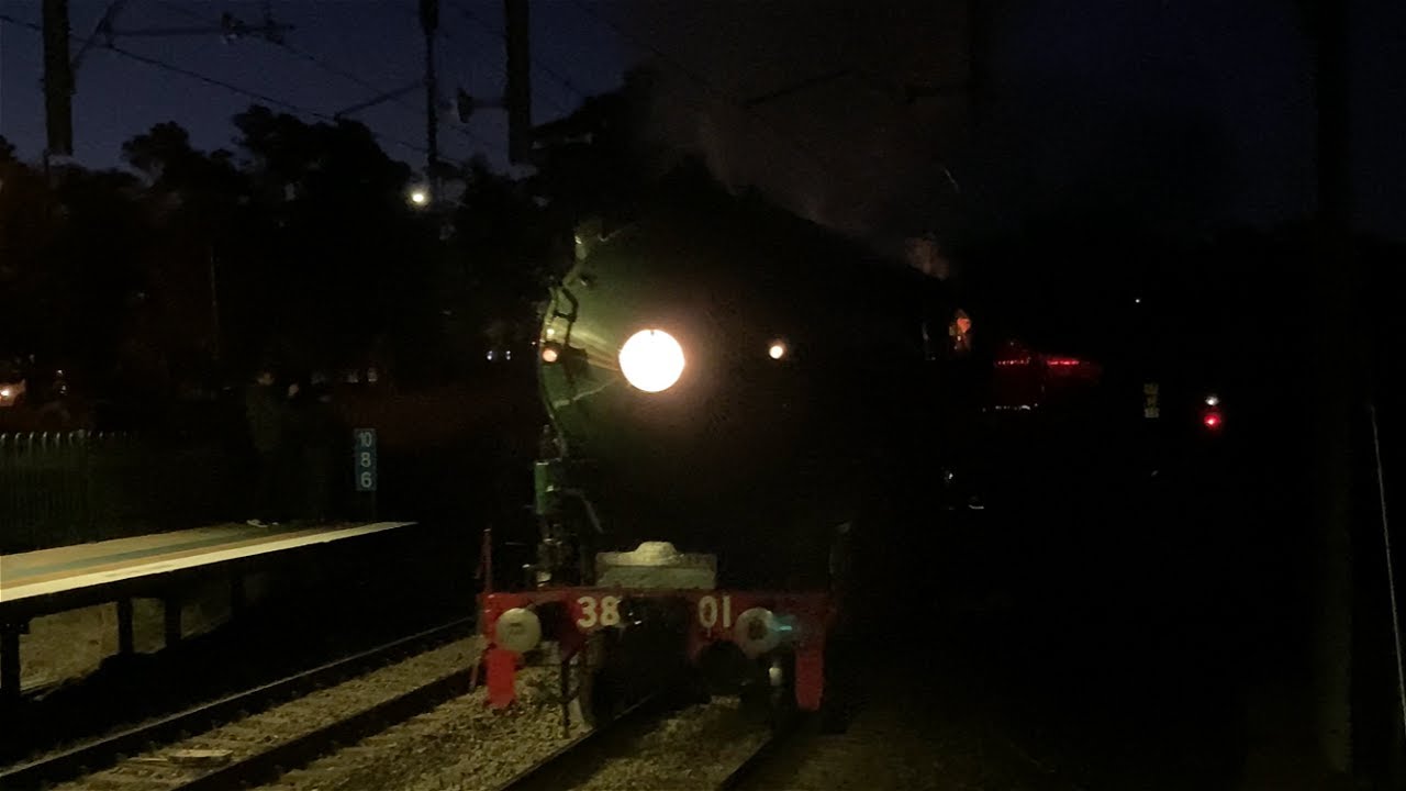 3801 passing Cowan Station & extra trains.