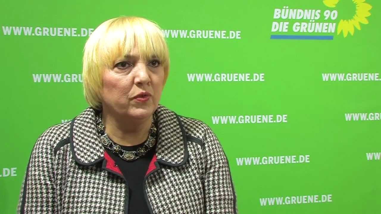 Claudia Roth über Sexismus, soziale Gerechtigkeit bei der CDU und die Ökostrom-Umlage