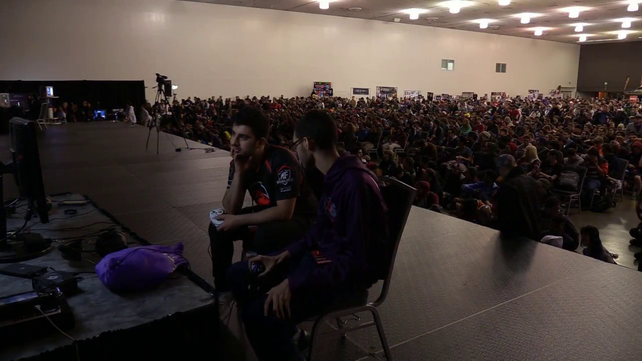 Mr. R vs Nairo - GENESIS 4 - Wii U WRo16