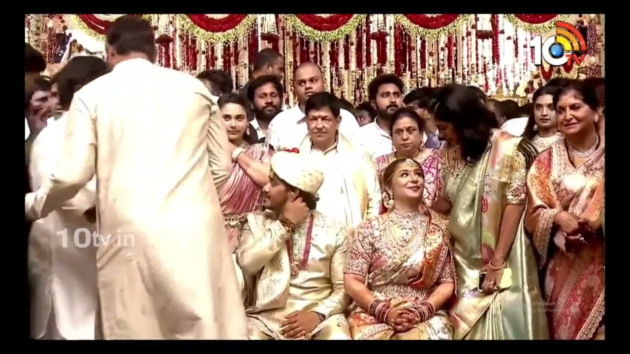 భట్టి కుమారుడి పెళ్లిలో కేటీఆర్  | KTR & Malla Reddy In Deputy CM Bhatti Vikramarka son Wedding