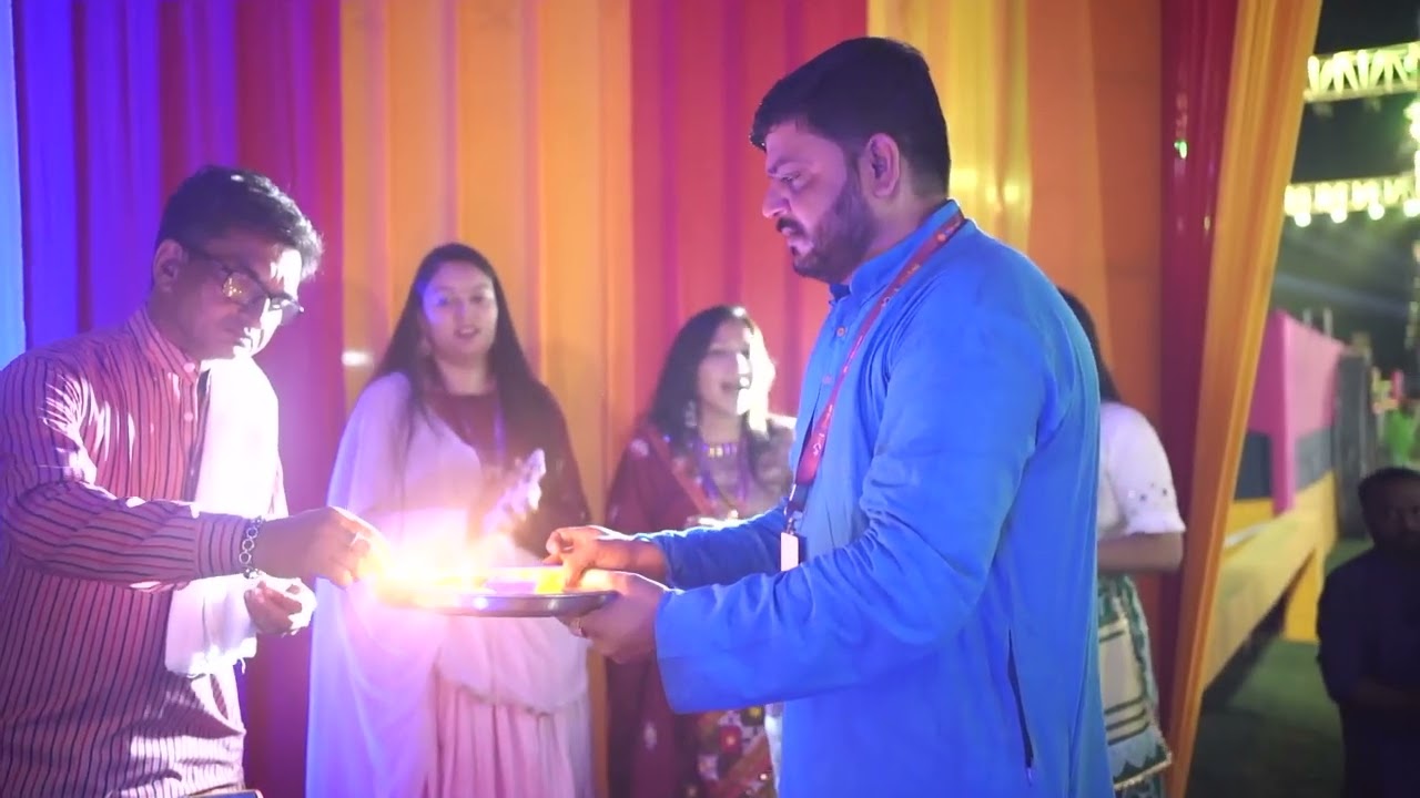 AMDAVADI GARBA BY CELEBRATIONS BHUMIK SHAH LIVE  || DAY - 02 || Part 01