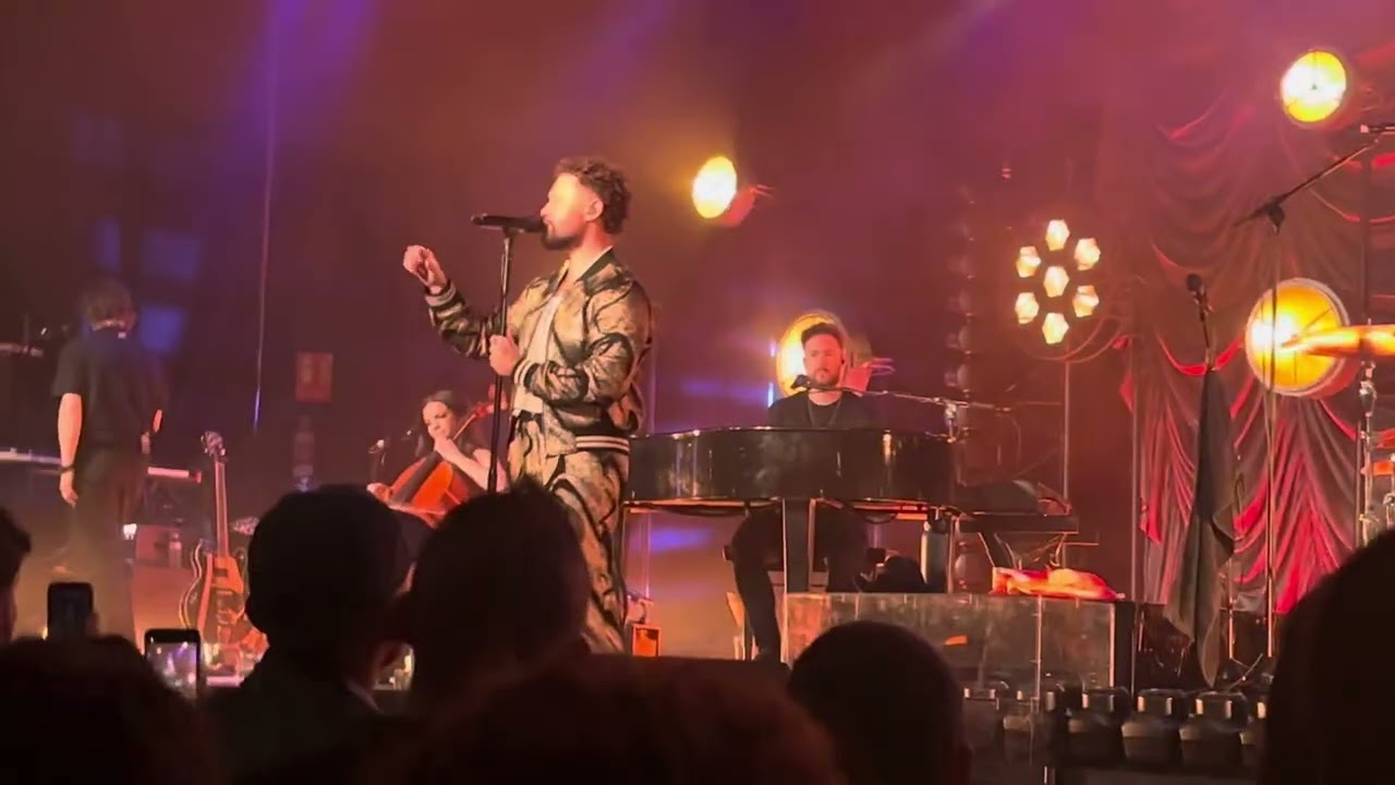 YOU ARE THE REASON | CALUM SCOTT | THE AVENOIR TOUR | 