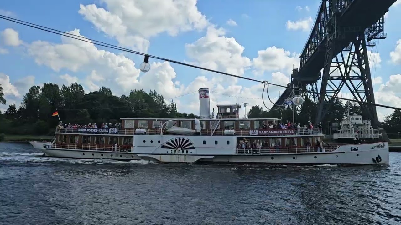 Seitenraddampfer FREYA