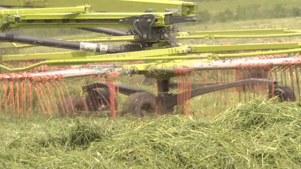 Erster Schnitt 2013 | Claas Jaguar 950, Claas Xerion 5000 und Fendt 936 Vario bei der Grasernte