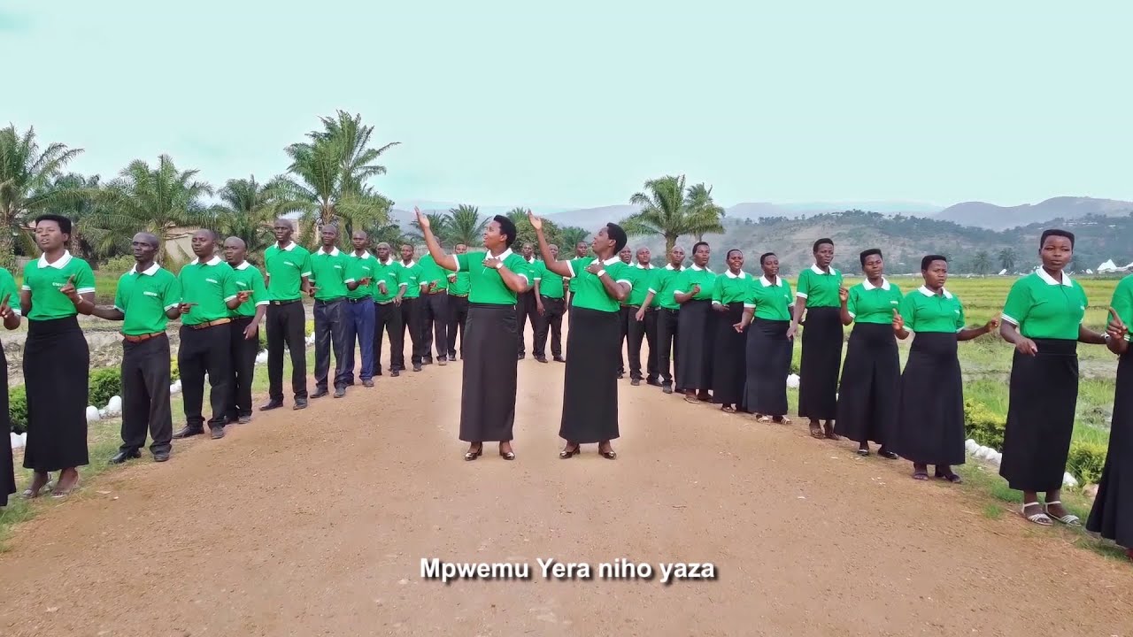 WARAKOZE   Full clip by UMUCO Choir 