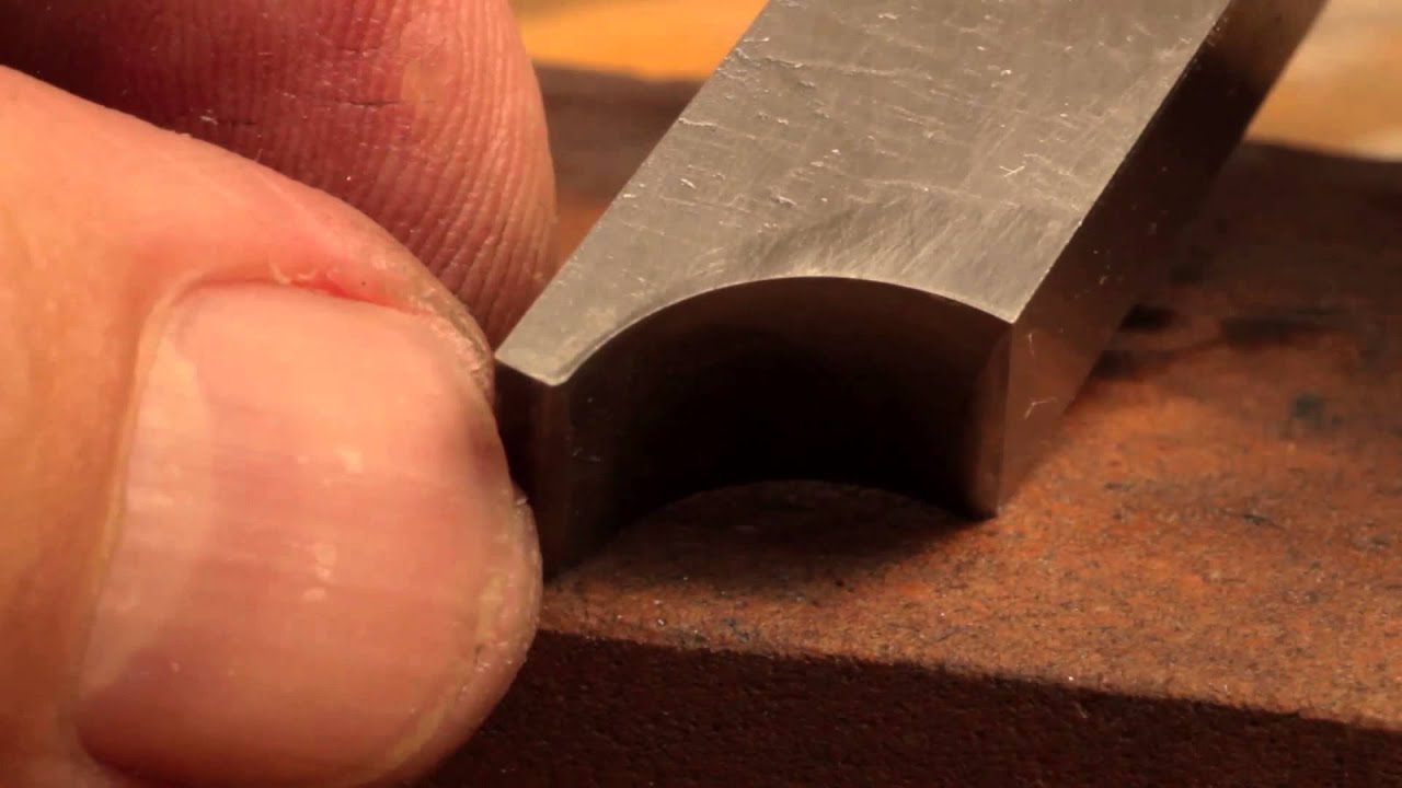 MAKING HHS RADIUS LATHE TOOLS
