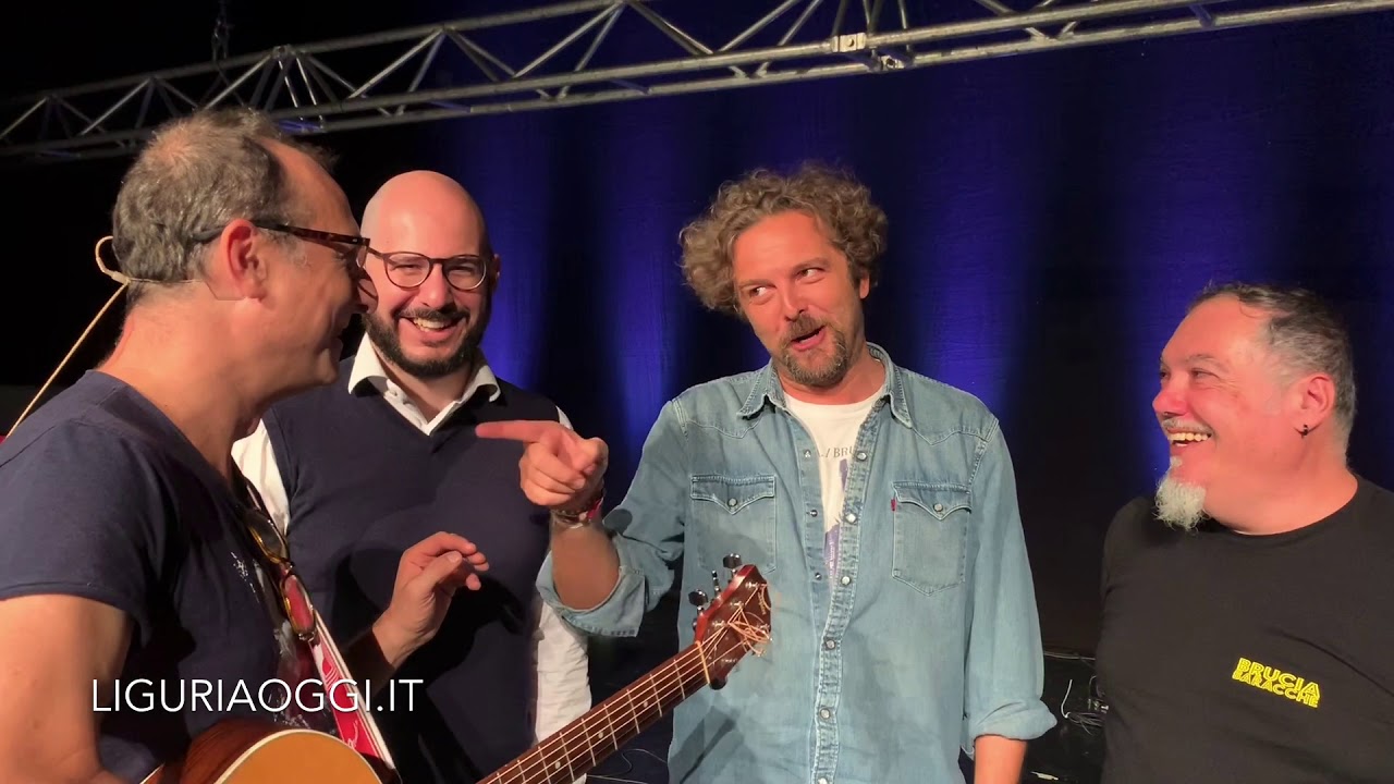 BruciaBaracche goes to Hollywood al Politeama Genovese