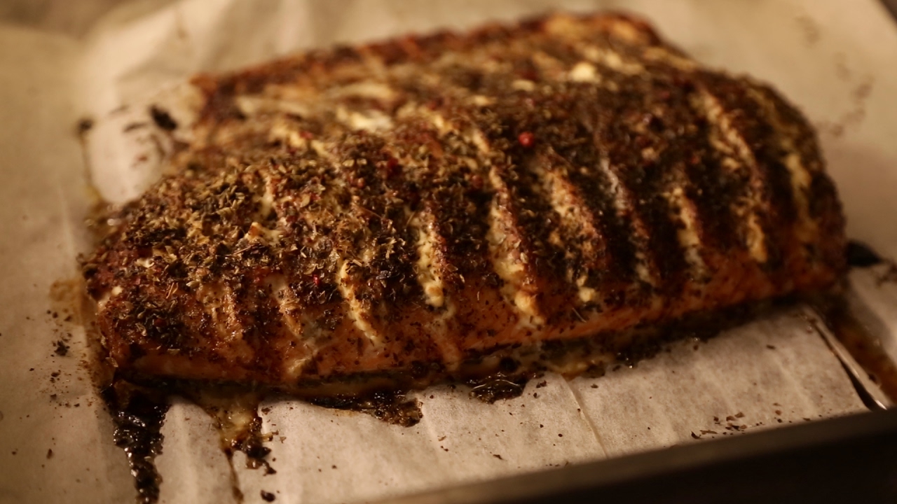 Uunilohi tuorejuustolla